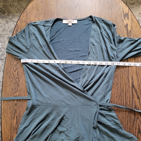 LOFT Greenish Blue Wrap Front Long Sleeve With Adjustable Tie Size Women's XS - Picture 5 of 8
